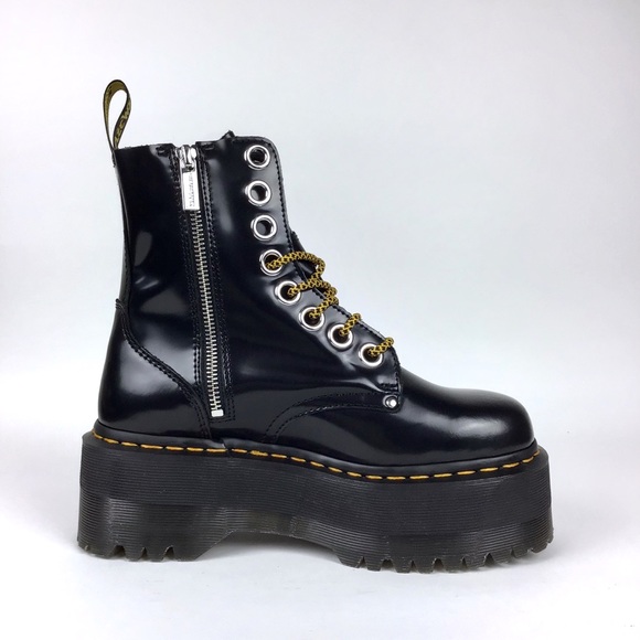 Dr. Martens Jadon Max Platform Quad Boots - Picture 2 of 7